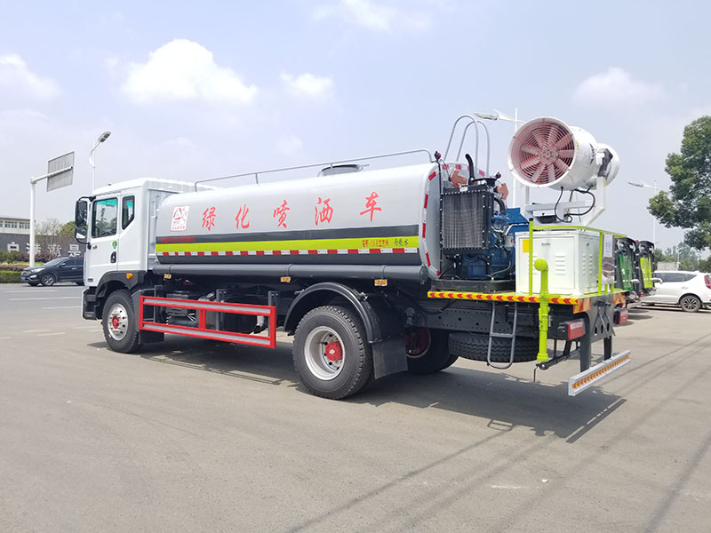 中潔牌XZL5180GPS6型綠化噴灑車(chē)