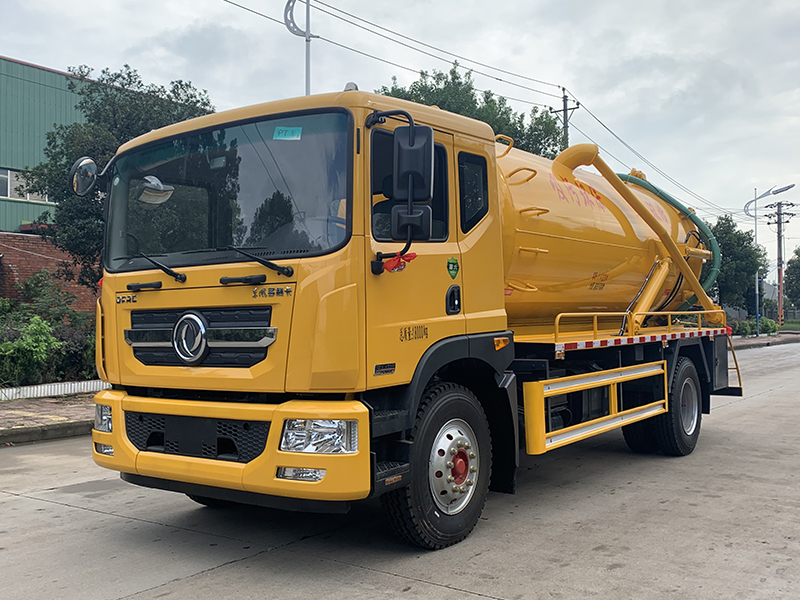 中潔牌XZL5180GXW6型吸污車(chē)