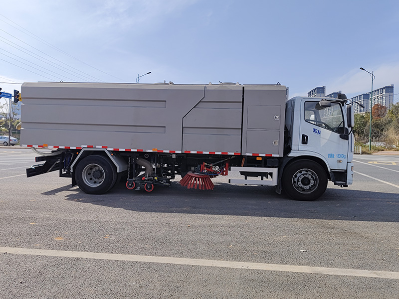 XZL5180TXSBEV型純電動洗掃車